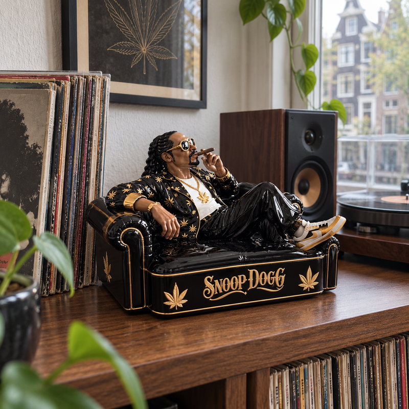 Snoop Mist diffuser in a room setting